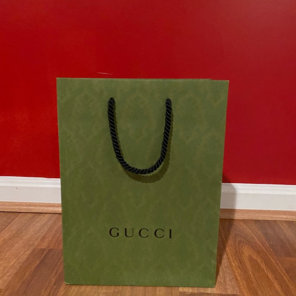 Gucci empty shopping bag